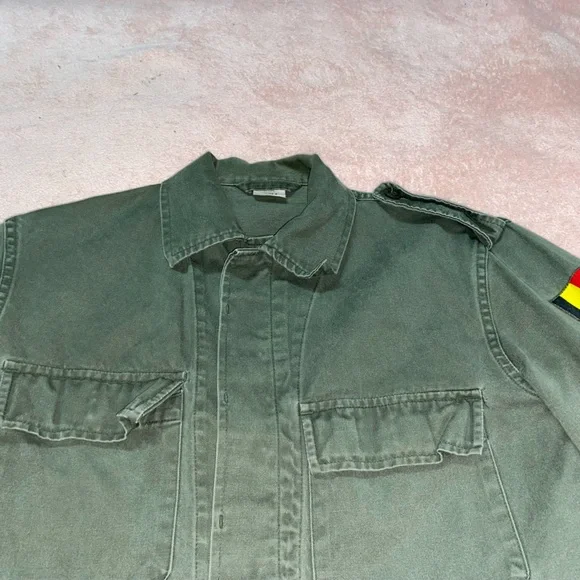 Belgian Army OD Field Shirt - Picture 7 of 9